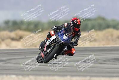 media/Oct-13-2025-Moto Forza (Mon) [[a66d839500]]/3-B Group/Session 3 (Turn 16)/